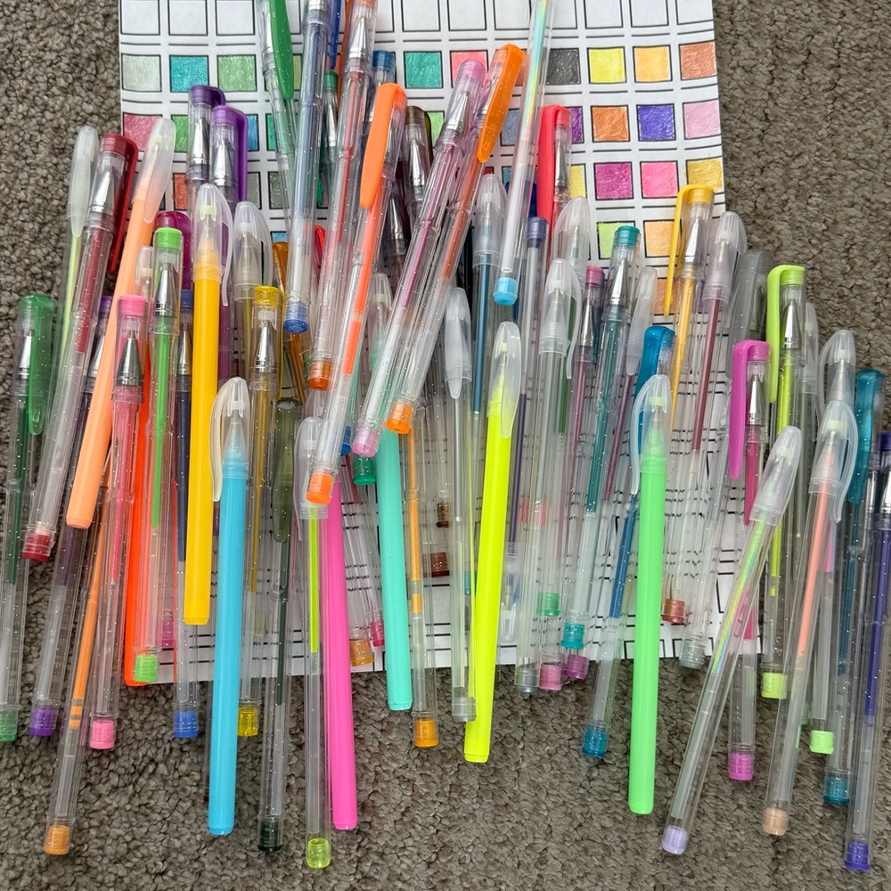 variety of gel pens- normal, neon, and pastel